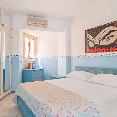 Murphy Holiday Home - Flat House 302 Ла-Маддалена Экстерьер фото