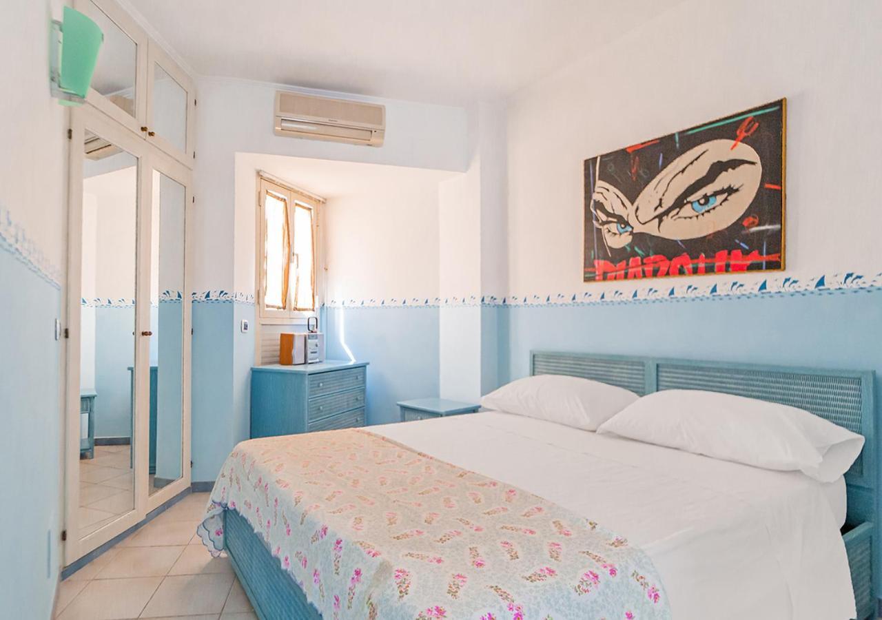 Murphy Holiday Home - Flat House 302 Ла-Маддалена Экстерьер фото
